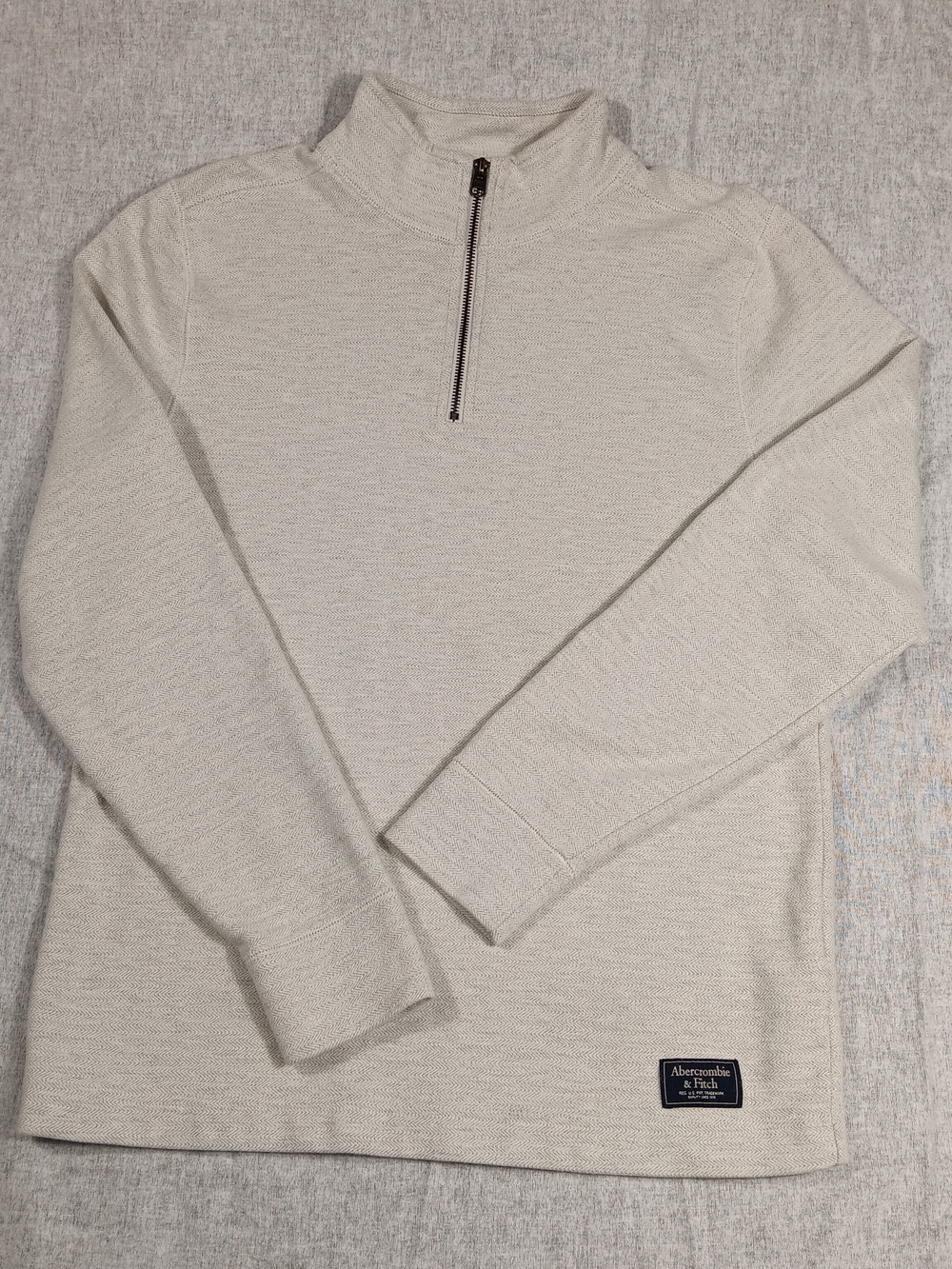 Abercrombie & Fitch Men’s 1/4 Zip Sweater Light Gray Size M
